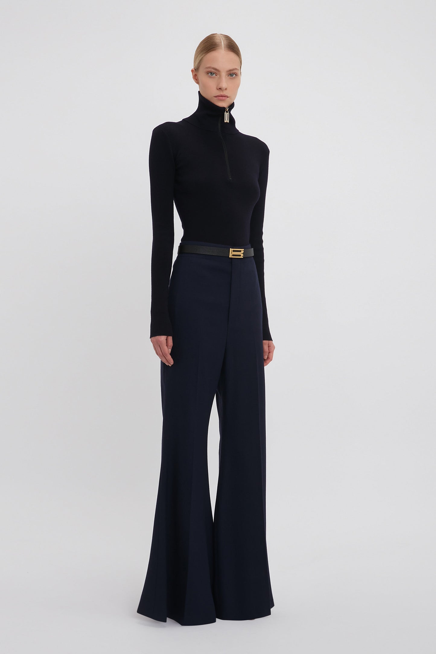 Low Rise Wide Leg Kick Trouser In Ink Blue