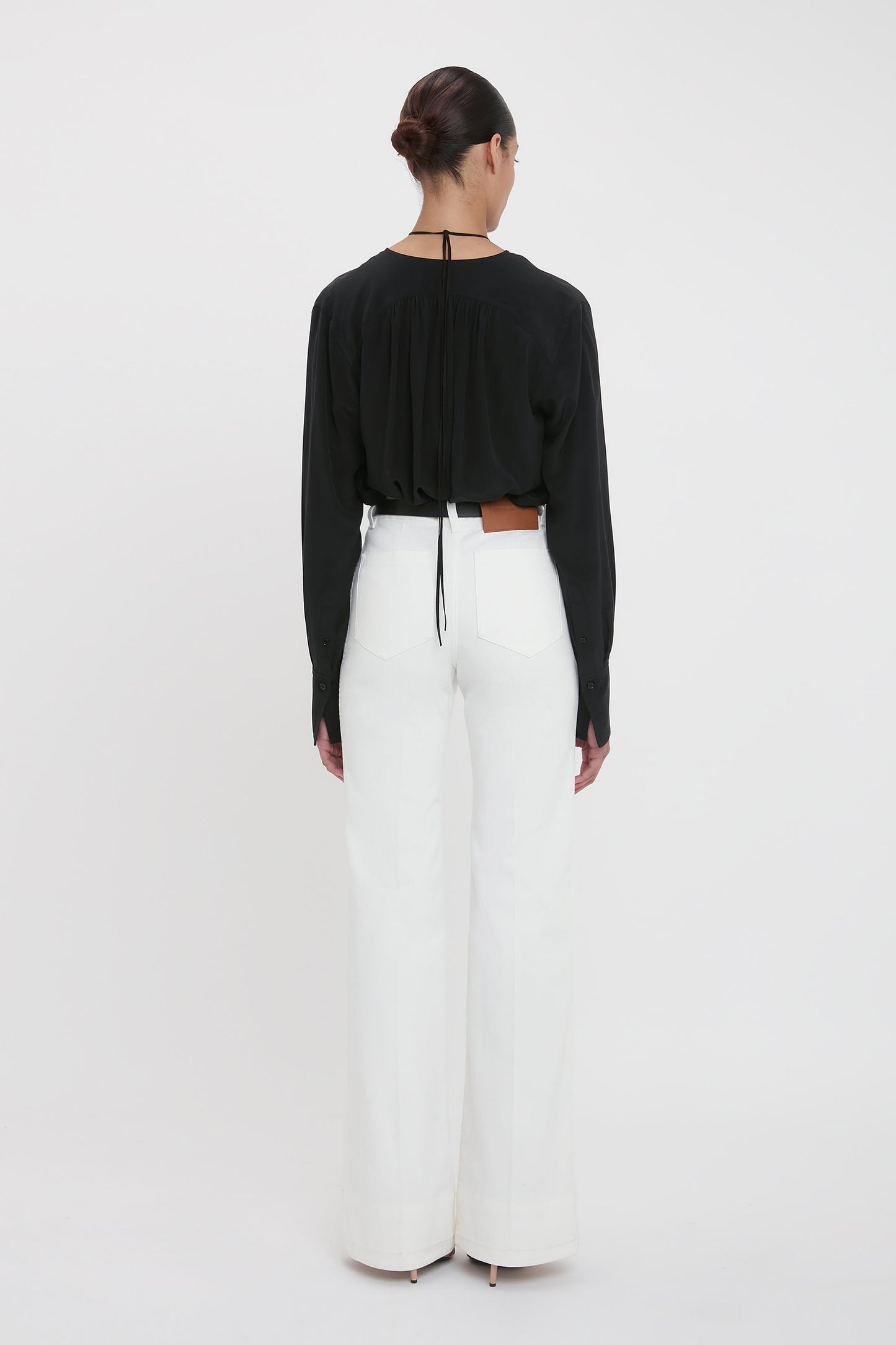 Gather Detail Tie Blouse In Black