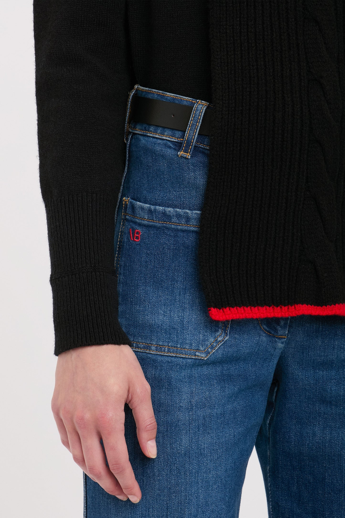 Knitted Polo Neck Scarf In Black-Red