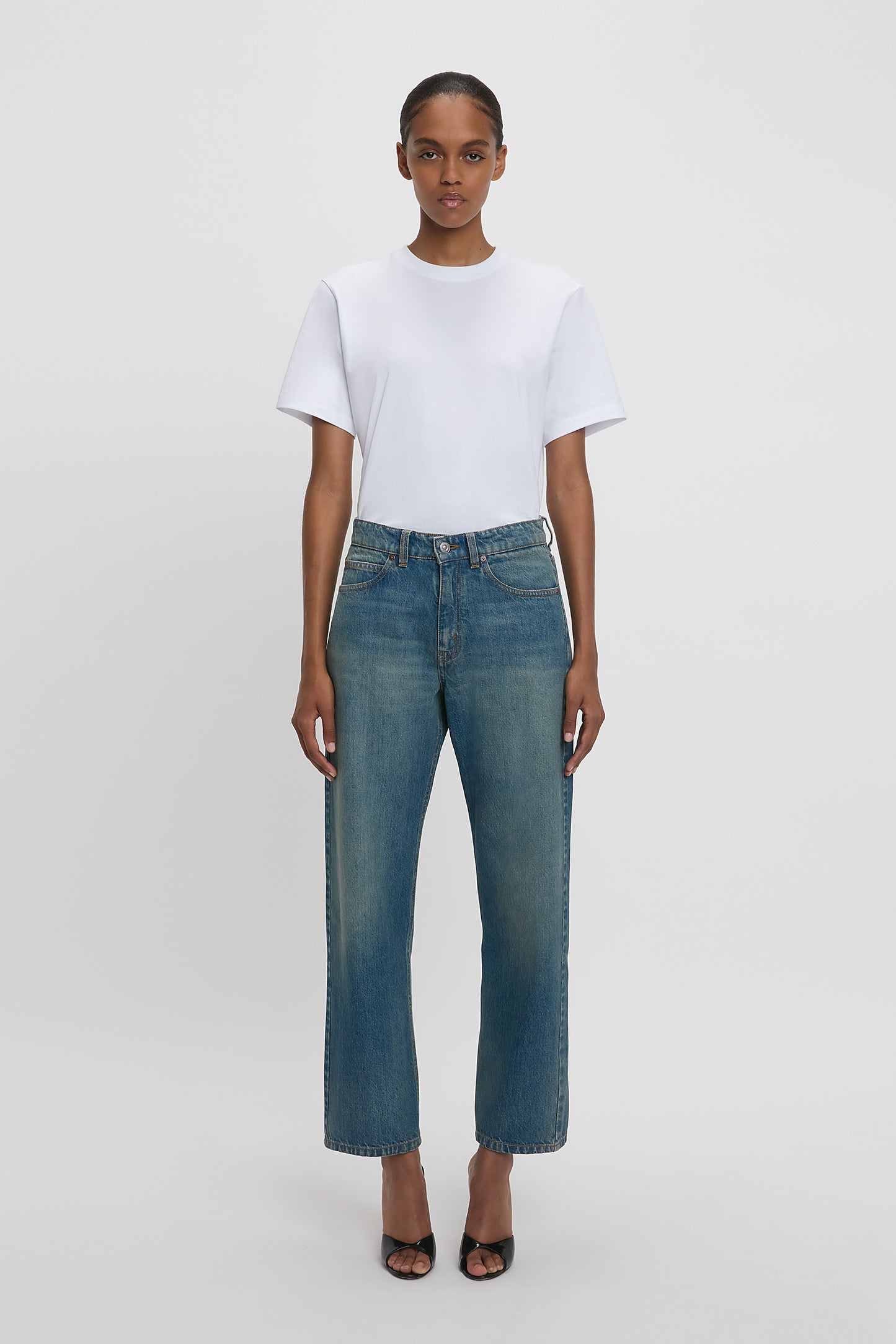 Exclusive Bernie Relaxed Jean In Mid Blue